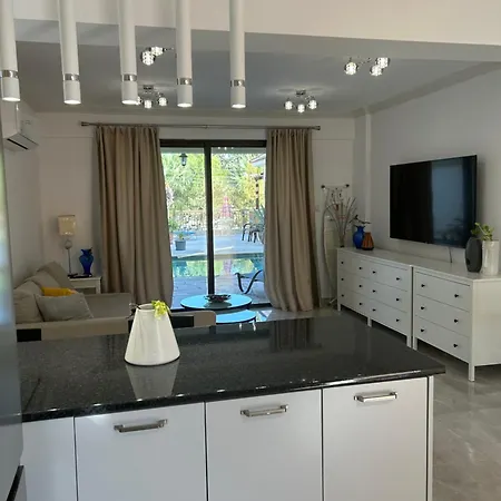 דירה Luxury קוקליה